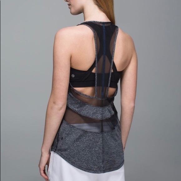 VEUC Lululemon If You’re Lucky Tank - 4 - Picture 2 of 9